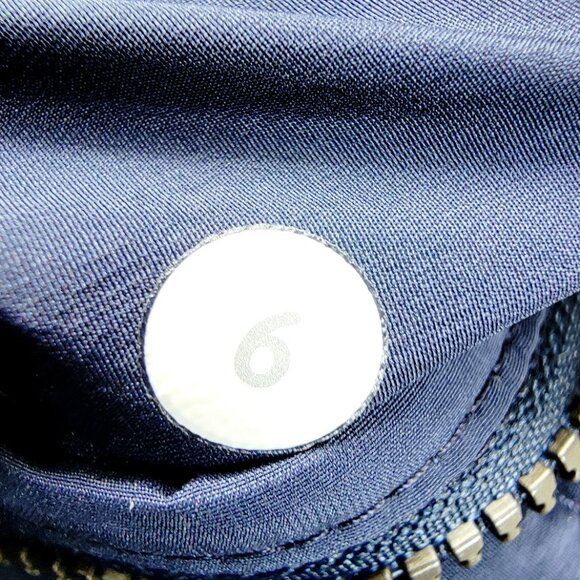 Lululemon Women's Inkwell Fluffed Up Long Sleeve Pullover Puffer Jacket Size 6 - Picture 4 of 7